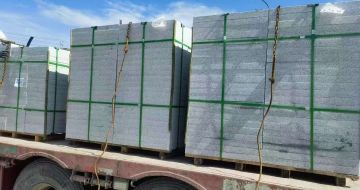 烟台 芝麻白花岗岩地铺石装车日常