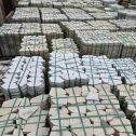 烟台 黄金麻白麻花岗岩荔枝面地铺石(冰裂纹)