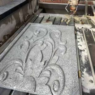 烟台 白麻别墅干挂雕花板