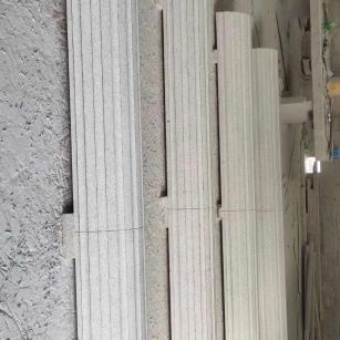 烟台 花岗岩厂家带你看白麻花岗岩门楼大柱柱皮