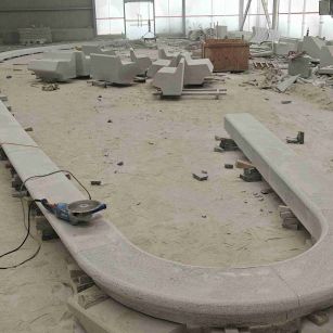 烟台 芝麻白花岗岩弧形花坛石，坐凳石