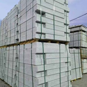 烟台 芝麻白花岗岩路沿石，路缘石，路肩石，道牙，立缘石，马路牙子，街沿石，侧石等