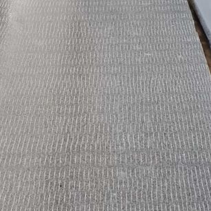 烟台 芝麻灰花岗岩斧剁面，刀斩面