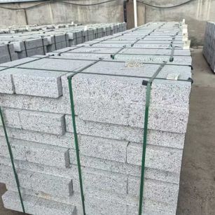 烟台 白麻花岗岩路沿石，弧形路沿石，道牙石，马路牙子，界石，路缘石，平沿石，直岩石，平缘石等