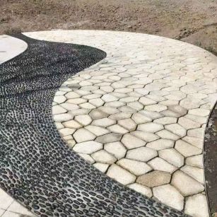 烟台 黄金麻冰裂纹地铺石工地铺装案例