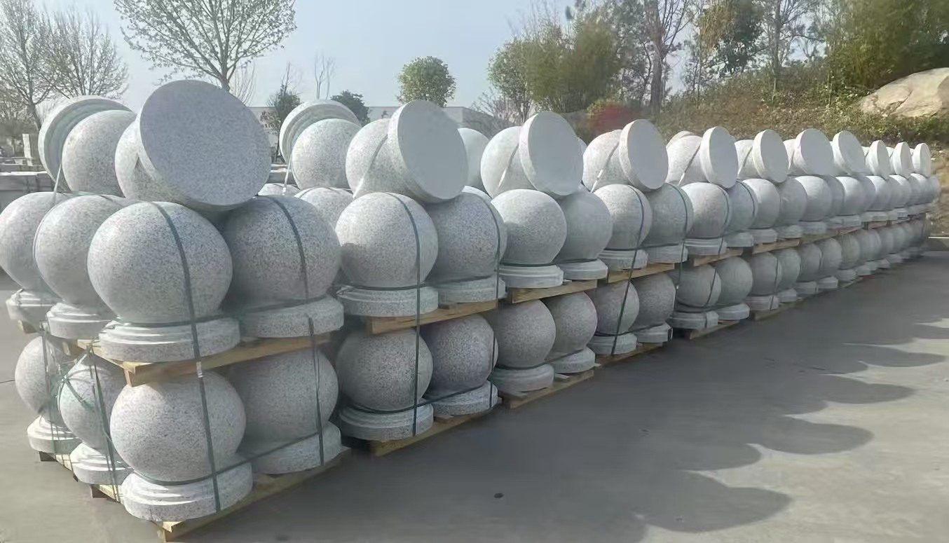 烟台 白麻花岗岩石材圆球，石球，挡车球，隔离球，景观石球，风水球等