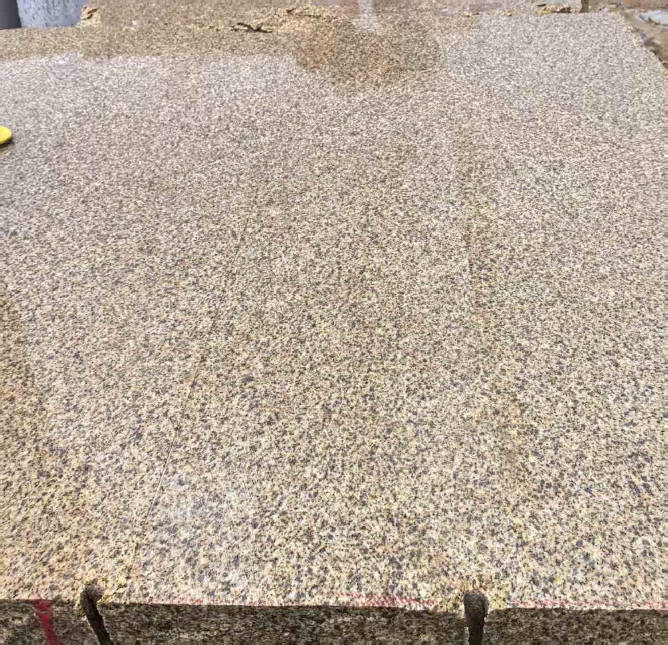 烟台 黄金麻花岗岩石材方料