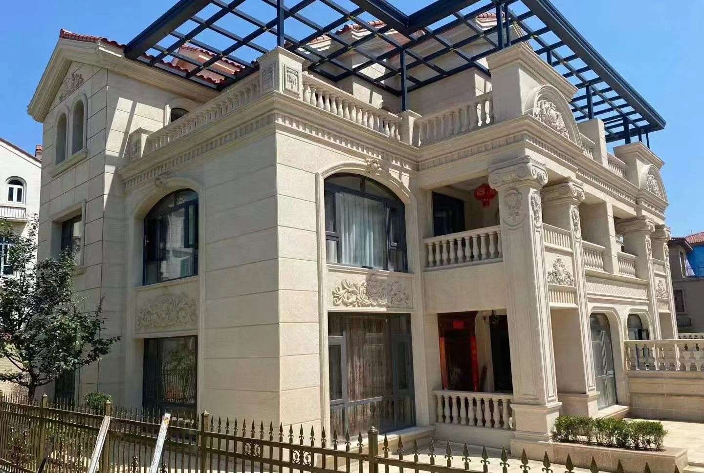 烟台 黄金麻花岗岩荔枝面别墅外墙干挂