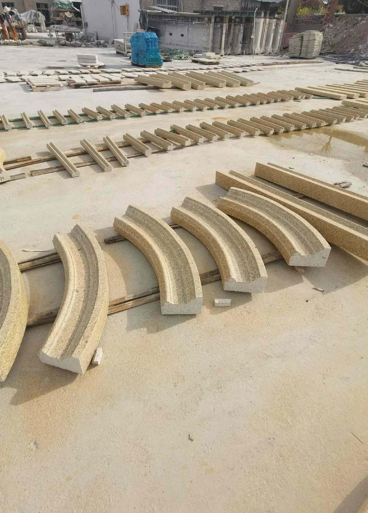 烟台 黄金麻花岗岩别墅线条