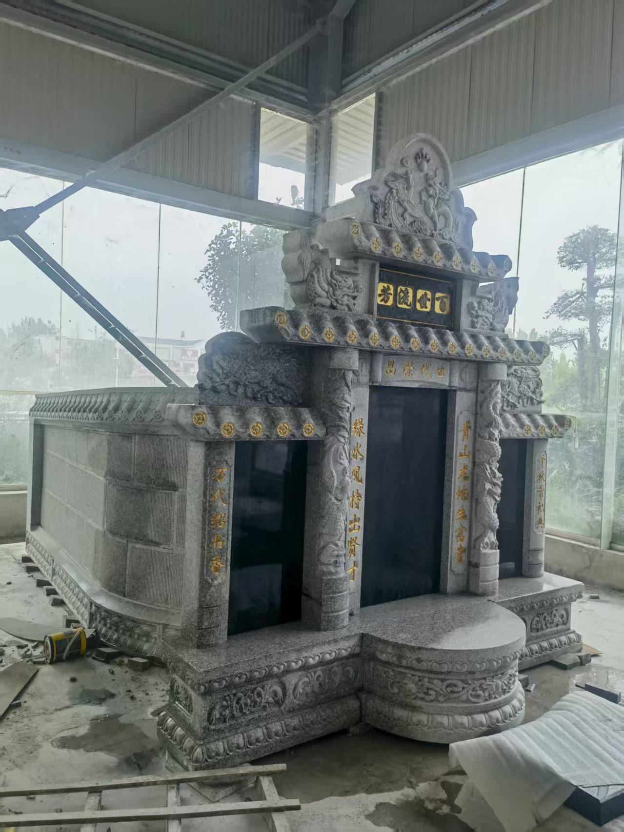 烟台 芝麻白墓碑效果展示图