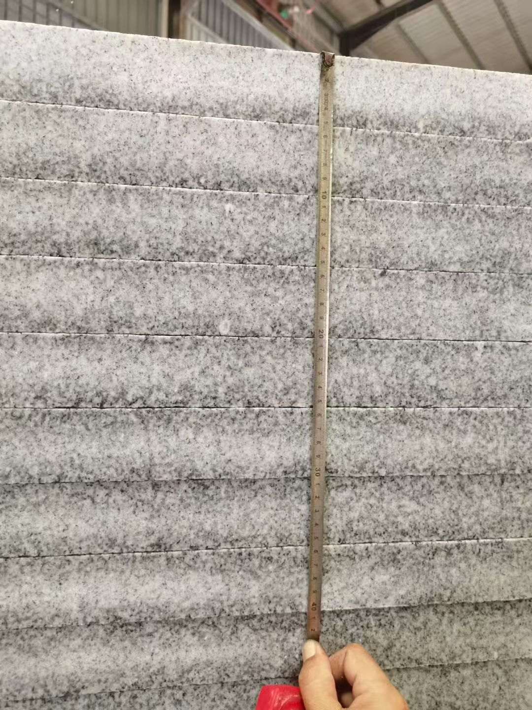 烟台 芝麻白火烧成品厚薄均匀，B料价格接近A料质量